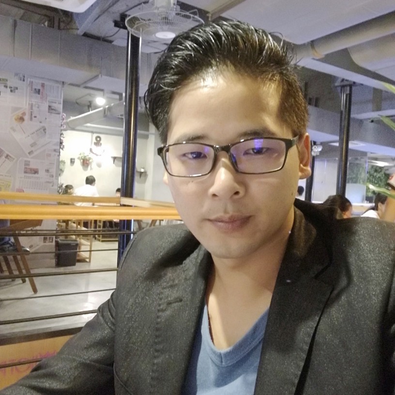 牵手的挚爱的照片