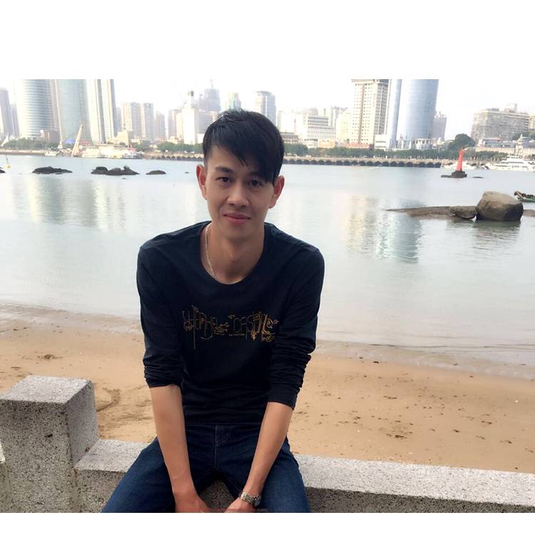 郑晓亮的照片