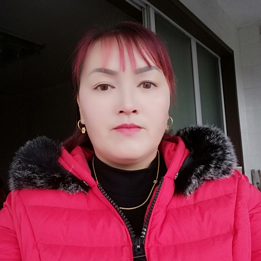 醉梦漫步认真的照片