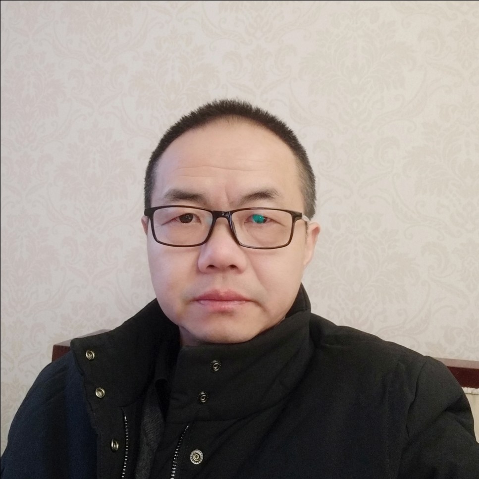 东力公的照片