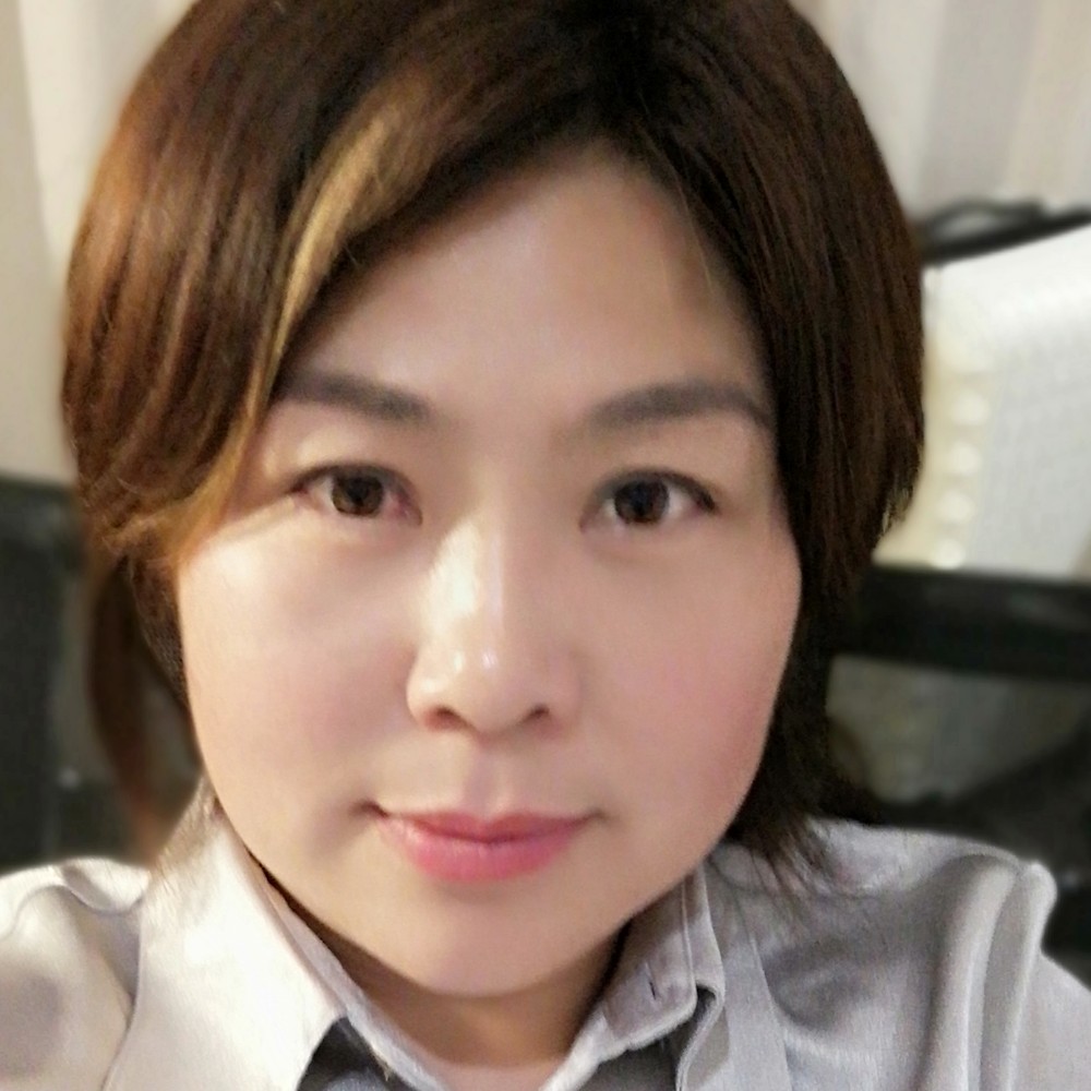 中医经络理疗师的照片