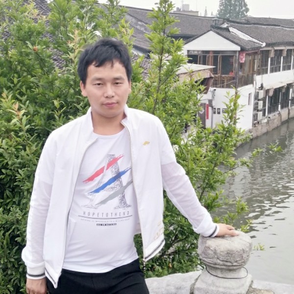 柔弱春华的照片