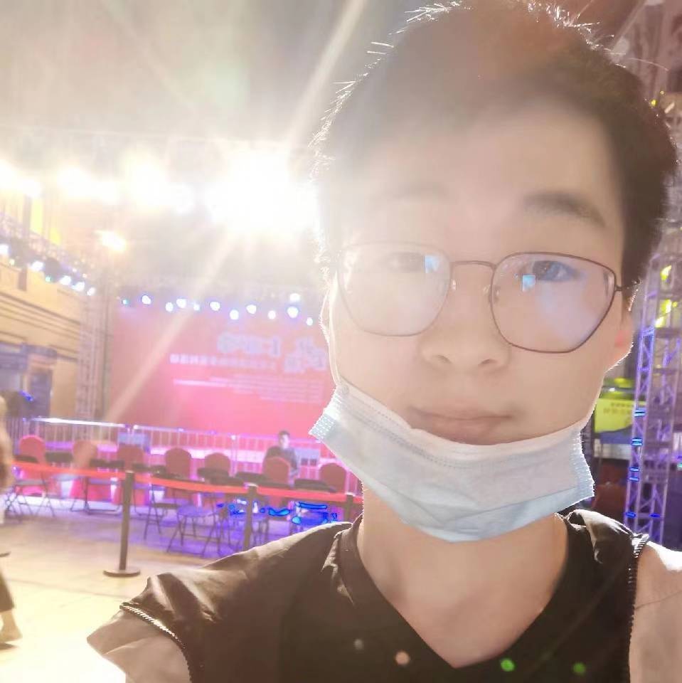 乔深灬的照片