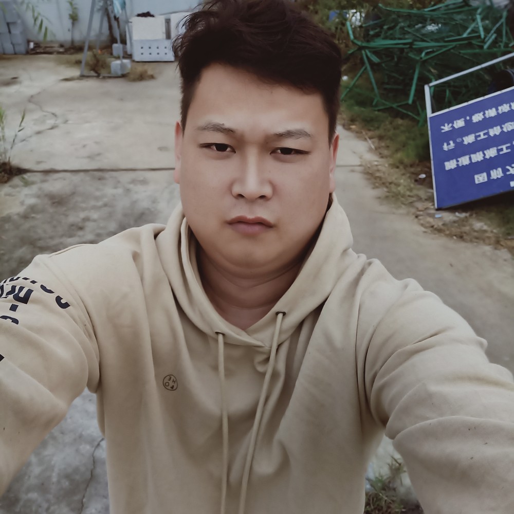 无私打枫叶的照片