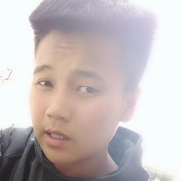 称心苦恋可乐的照片