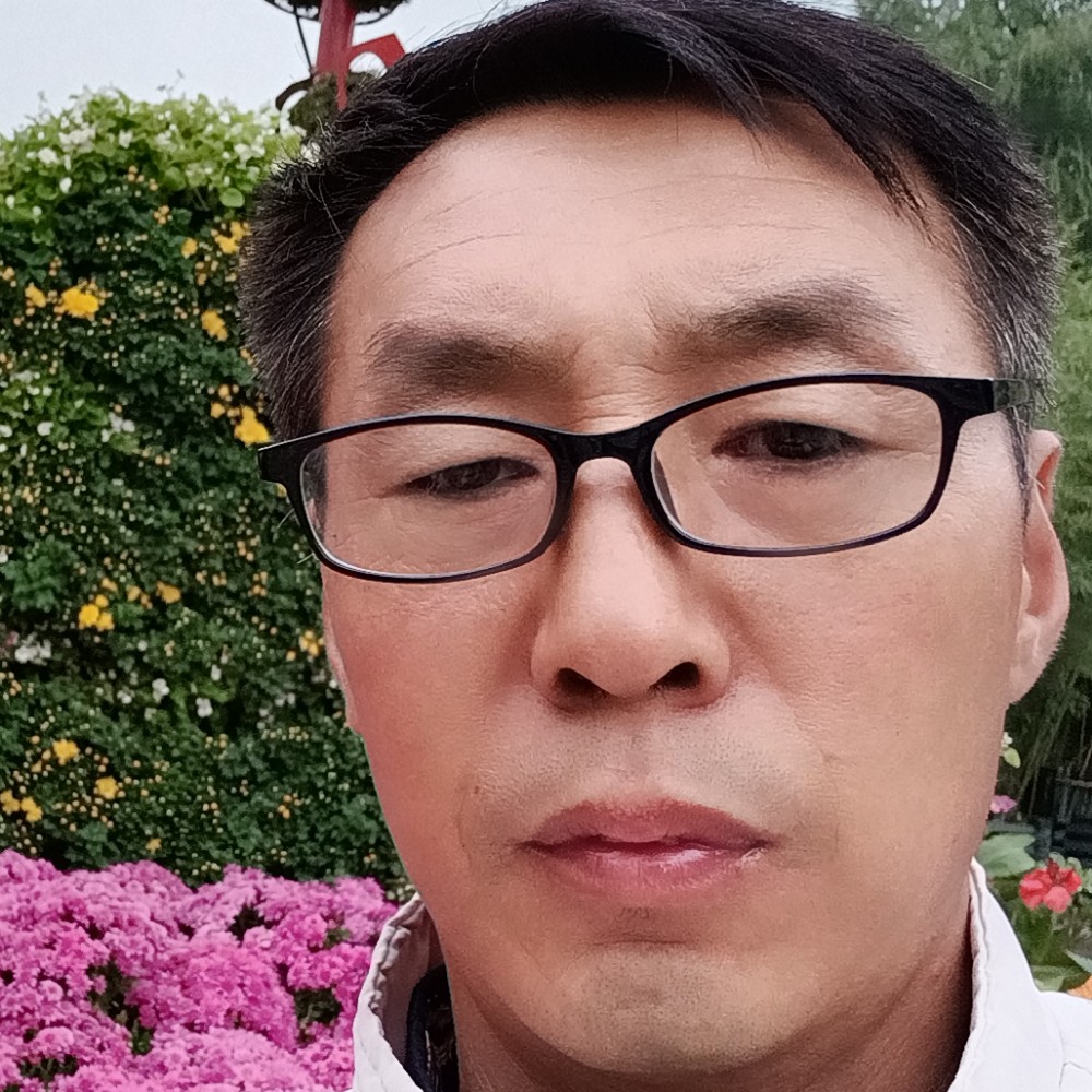 好色男神的照片