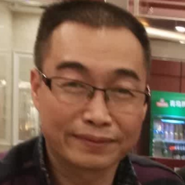 夕阳瑟瑟半江红的照片