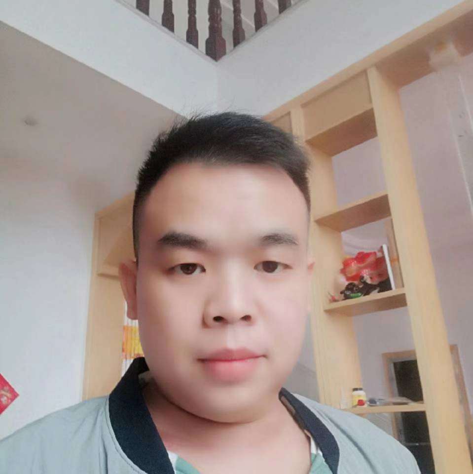 有魅力凝眸汉堡的照片