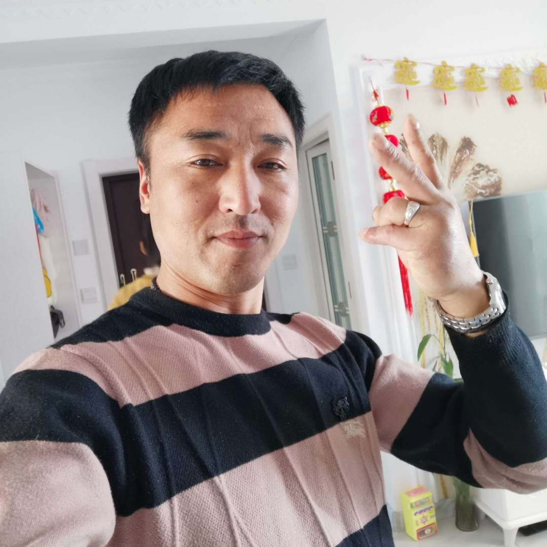 敢爱敢恨男人的照片