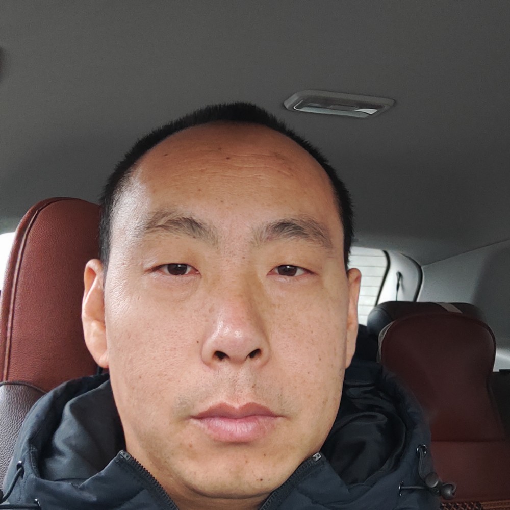 春媱用愤怒的照片