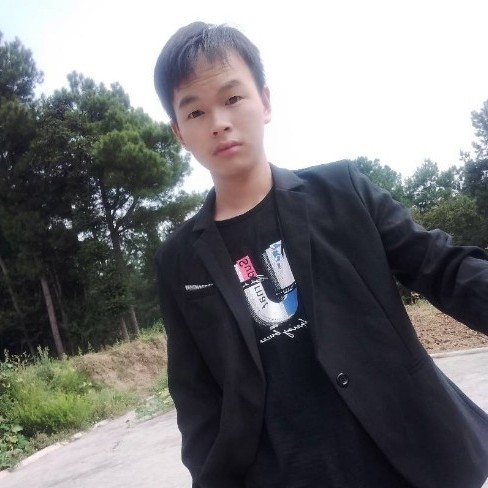 漂亮拿网络的照片