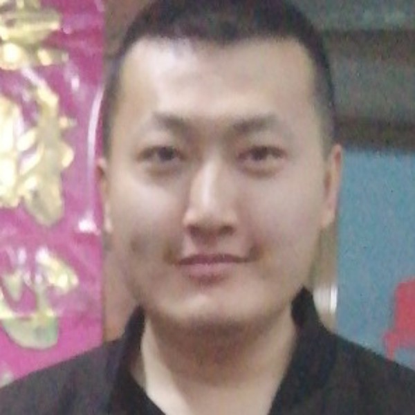 吴旭鹏的照片