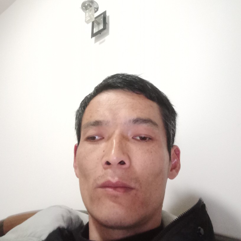 汤平安的照片