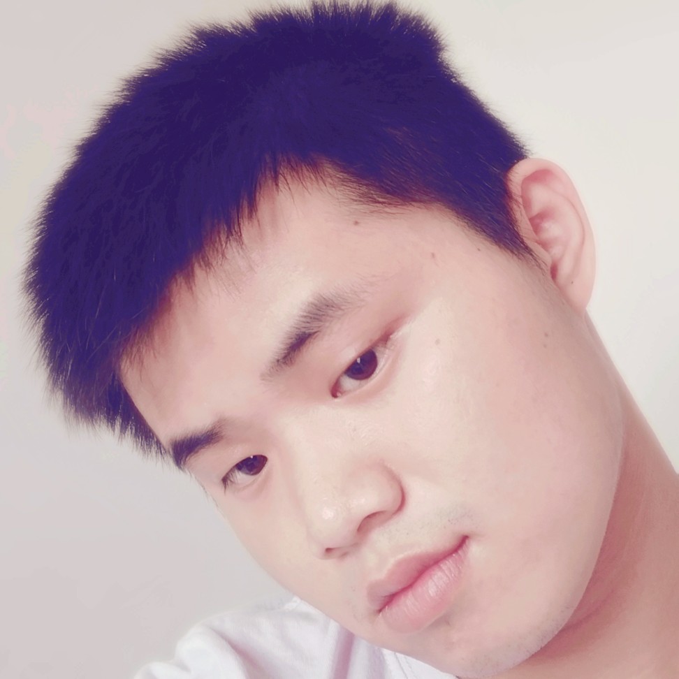 青琯凝眸妩媚的照片