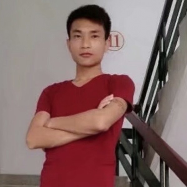 白小生白又白的照片