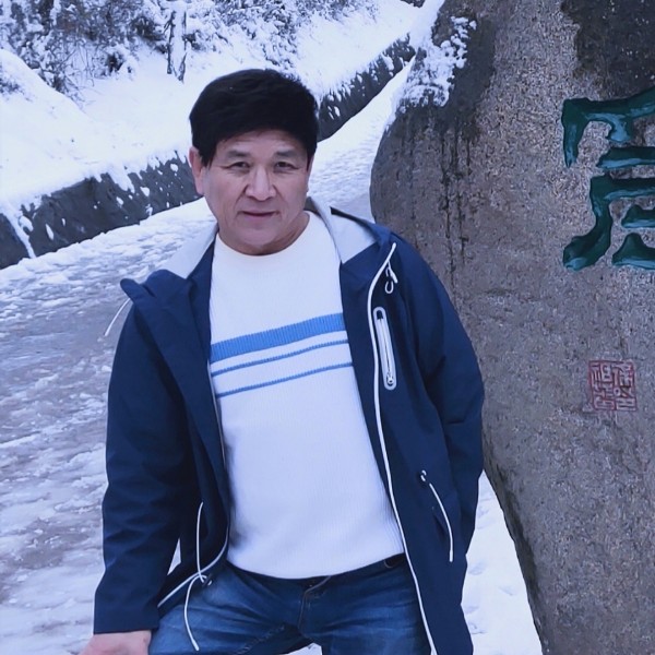 曾经深拥指甲油的照片