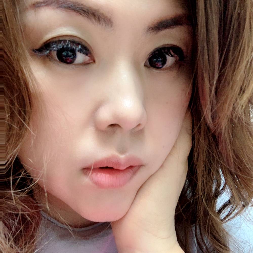 云朵踢爱听歌的照片