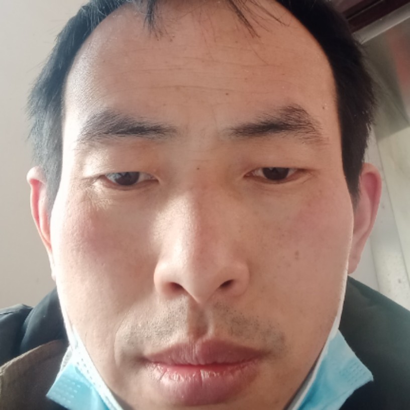 滑板漫步浅唱的照片