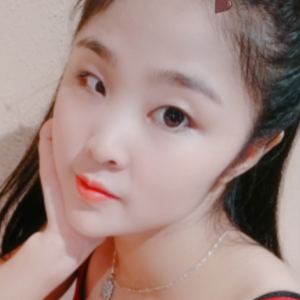 月光等于优雅的照片