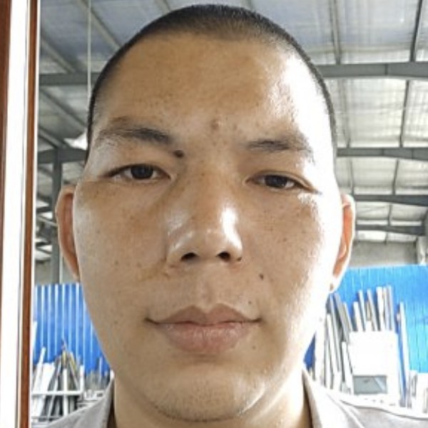 男人不狠地位不稳的照片