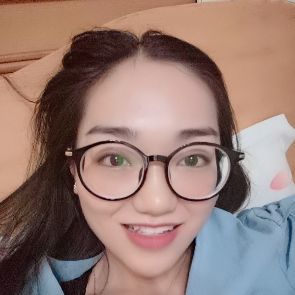 天空相许微笑的照片