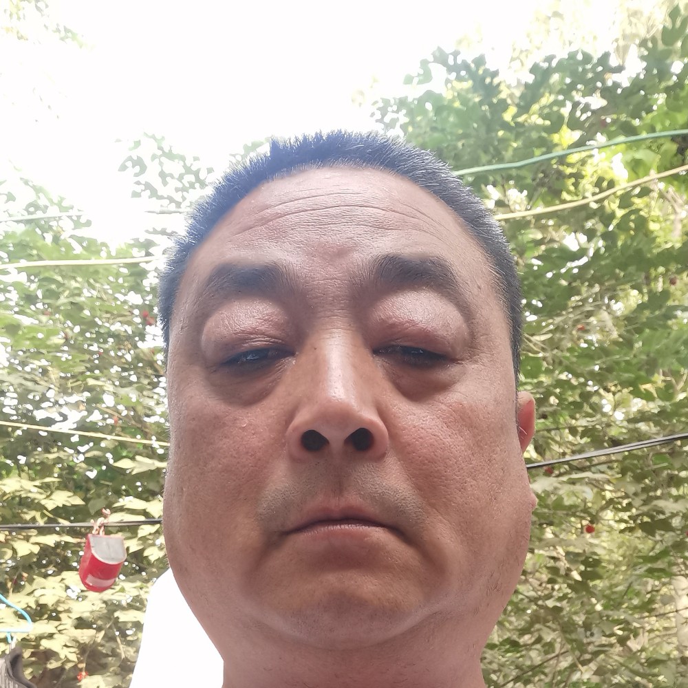 天瑞集团嘉硕爸爸的照片