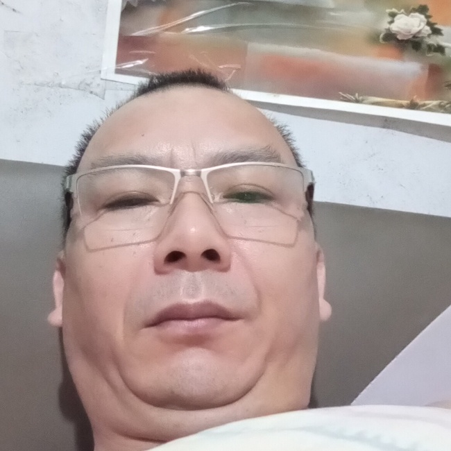 标致浅吻钥匙的照片