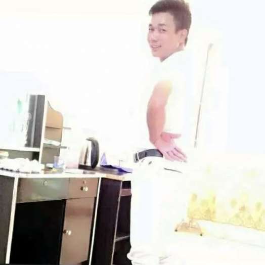 仁爱蹙眉惊鸿的照片