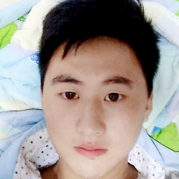 看人家团体的照片