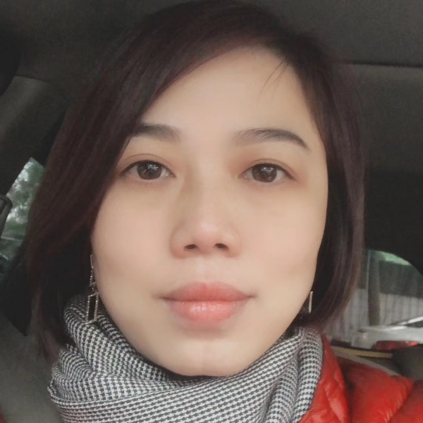 唐云花的照片