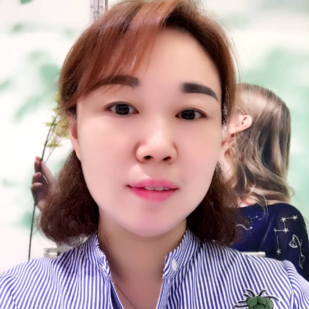 顾静怡的照片