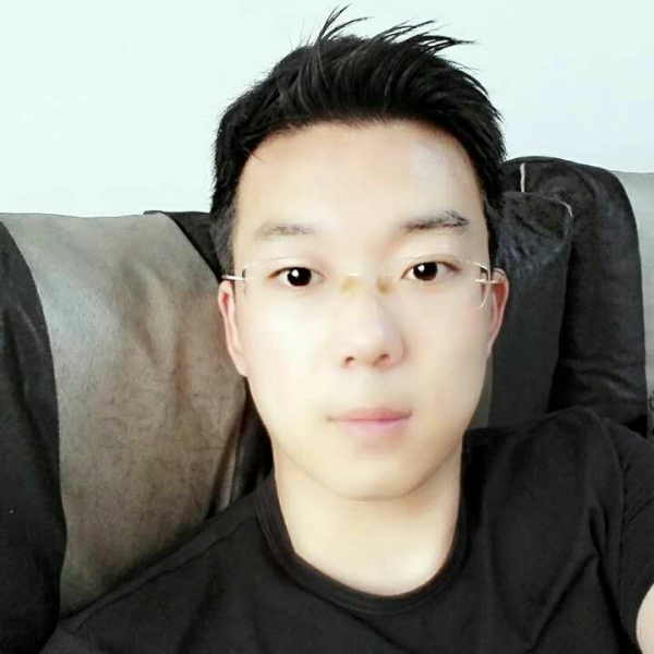 明理锦瑟的照片