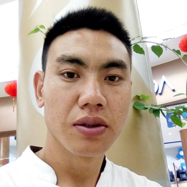 王佑强的照片