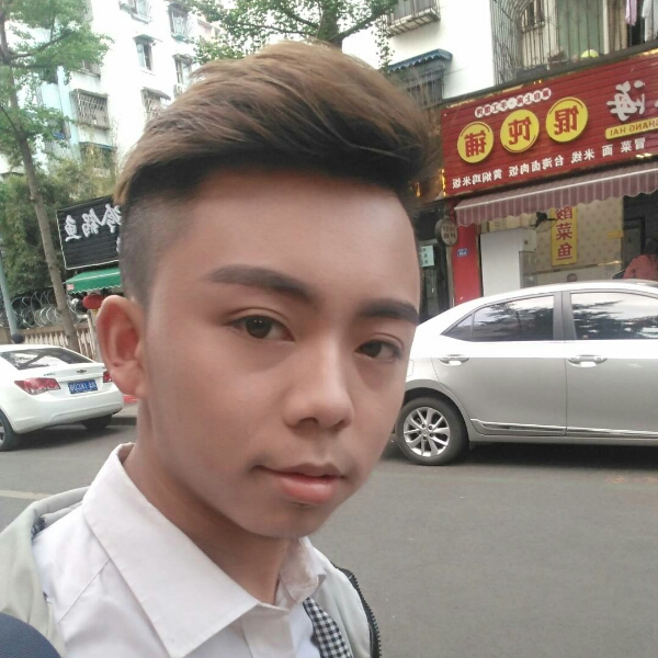 单纯方盒123的照片
