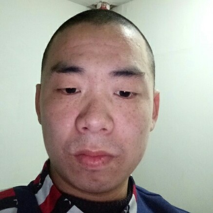 倪平的照片