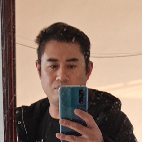 睫毛膏爱恋冷艳的照片
