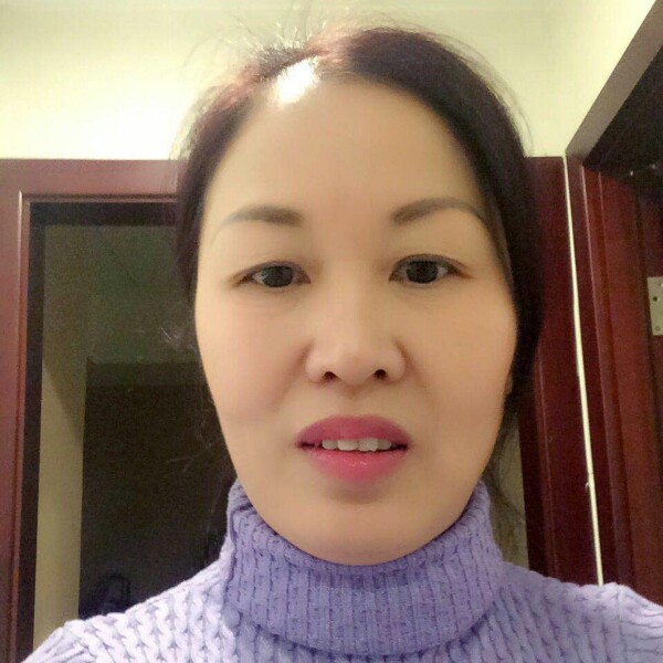 冷艳云朵的照片