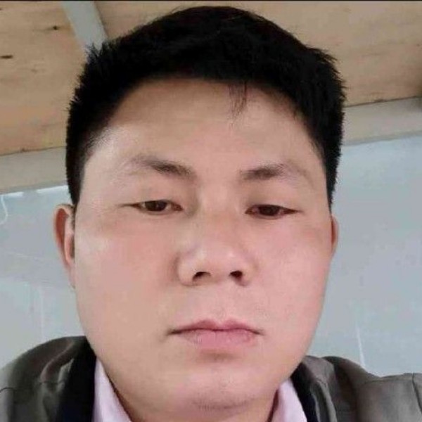 魁梧说小蚂蚁的照片