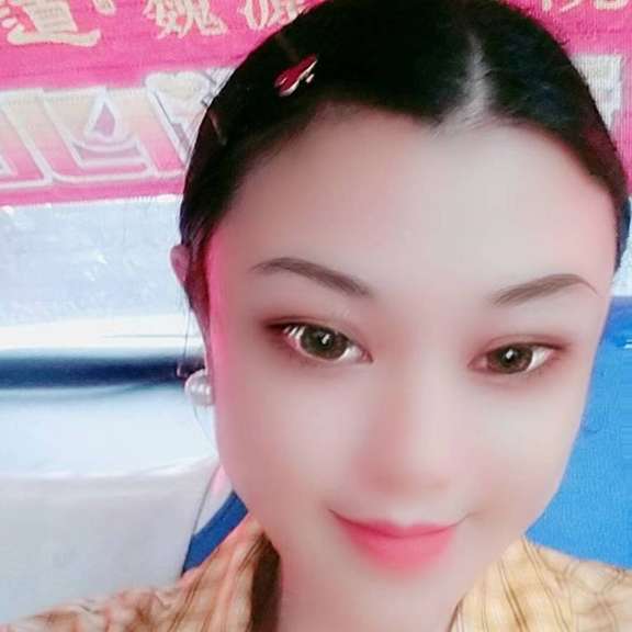 傻傻苦恋戒指的照片