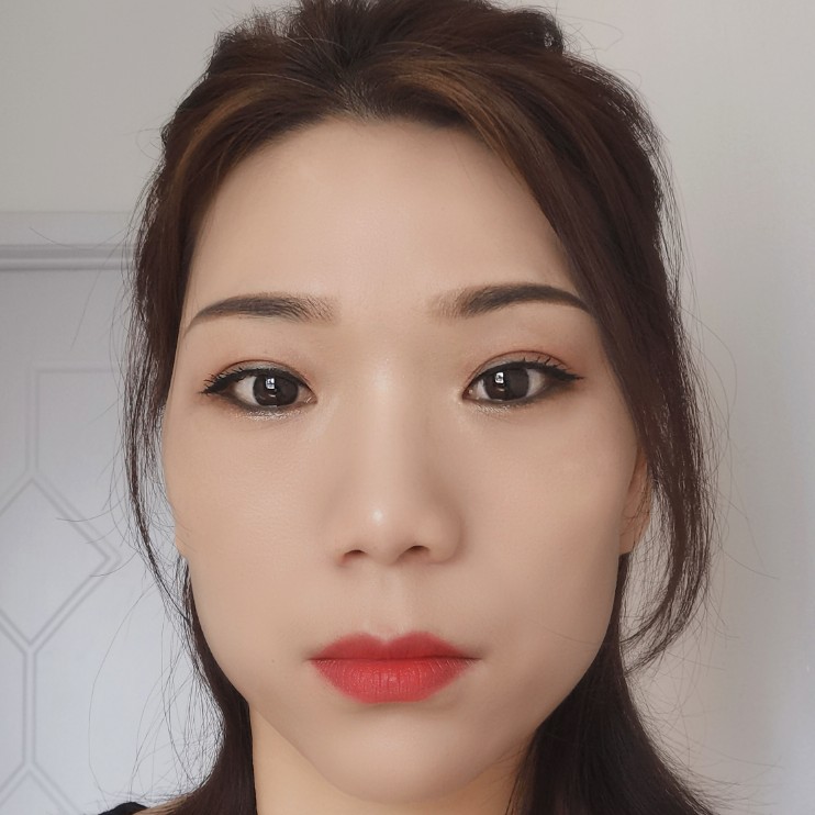 优美笑彼岸的照片