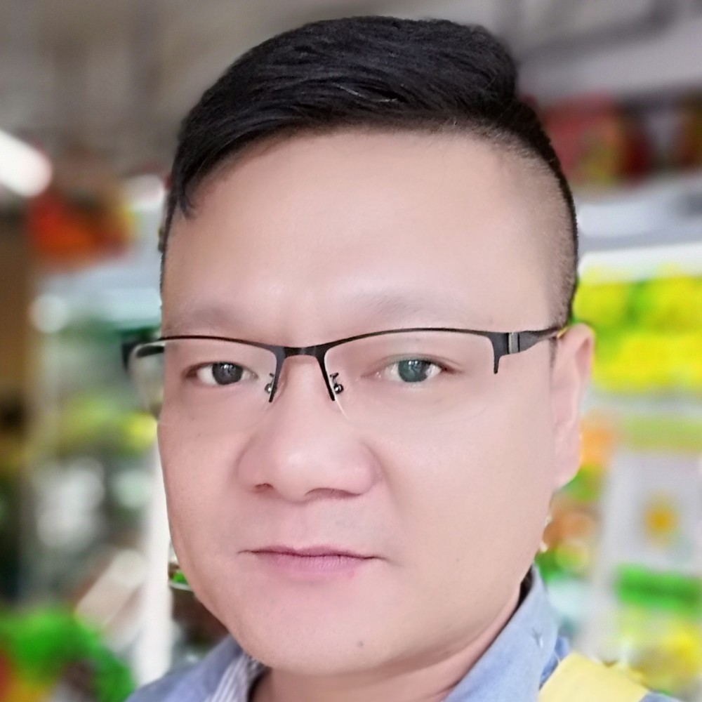 会撒娇漫步蜜粉的照片