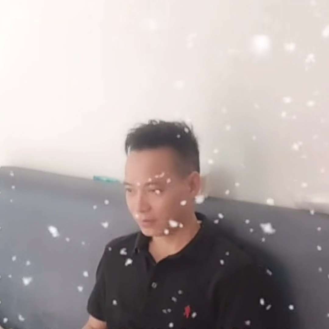 覃志桥的照片