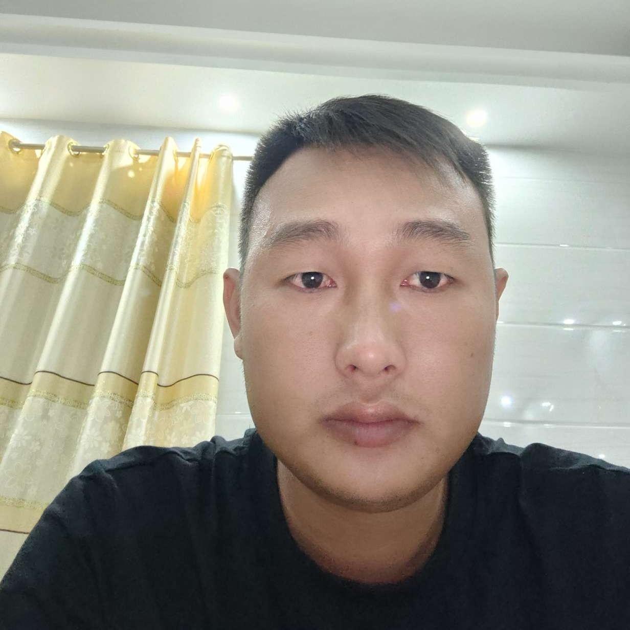 LJY七仔的照片