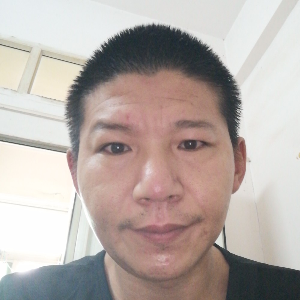 激昂闻大船的照片