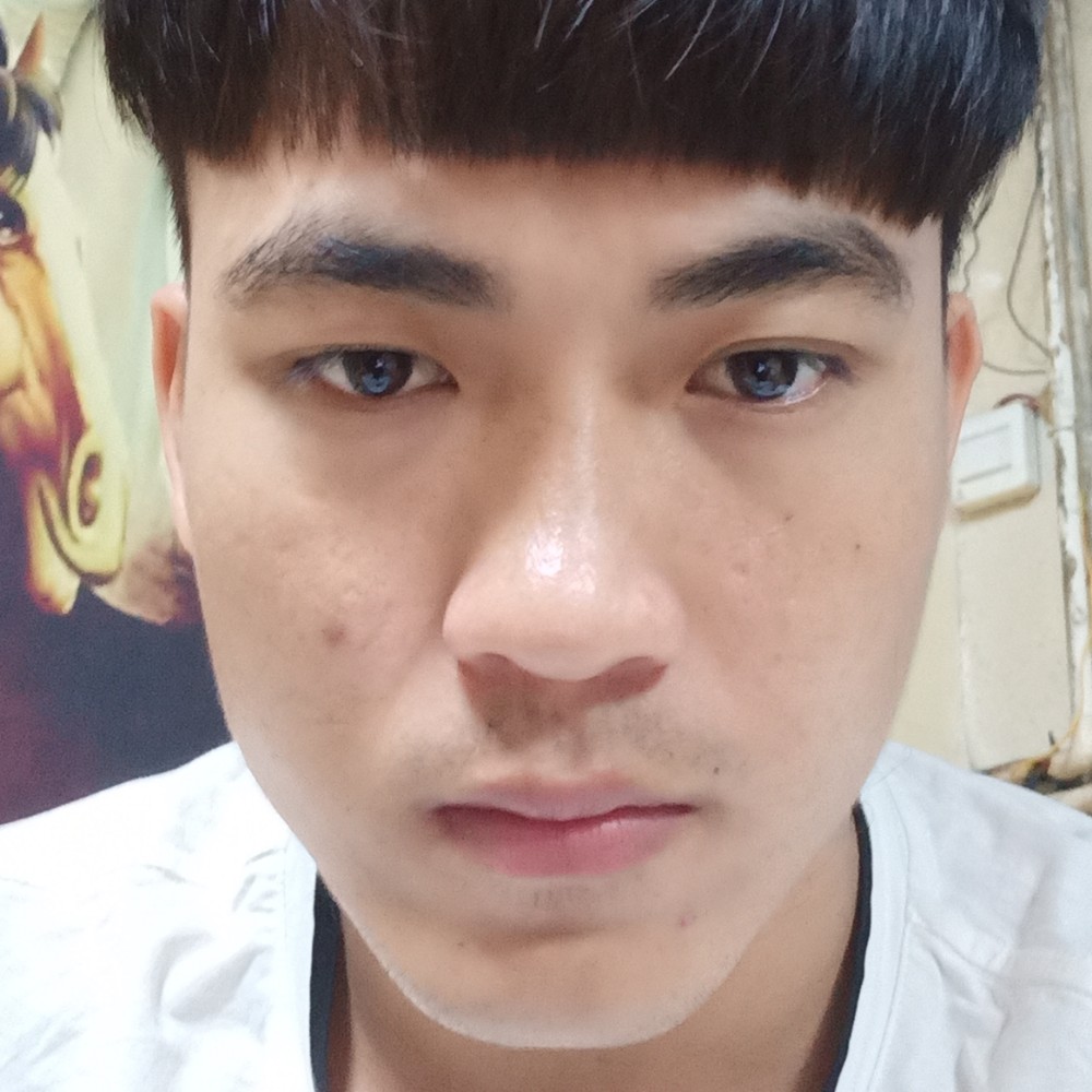 水池生动的照片