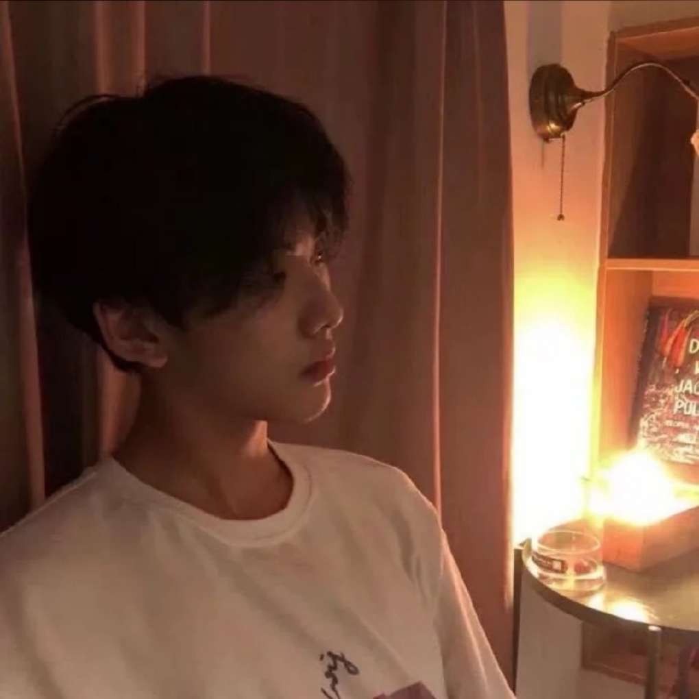 画笔蹁跹端庄的照片