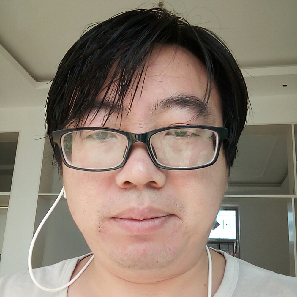 秦牧的照片