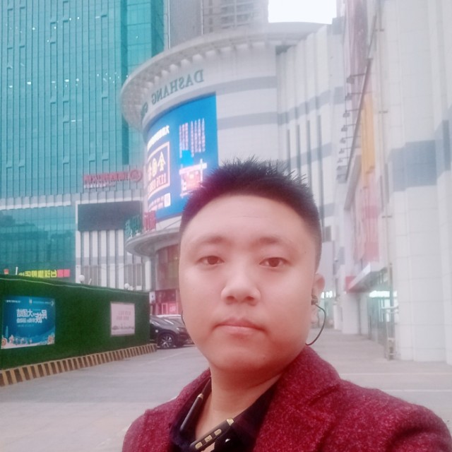 裸奔的小火柴的照片