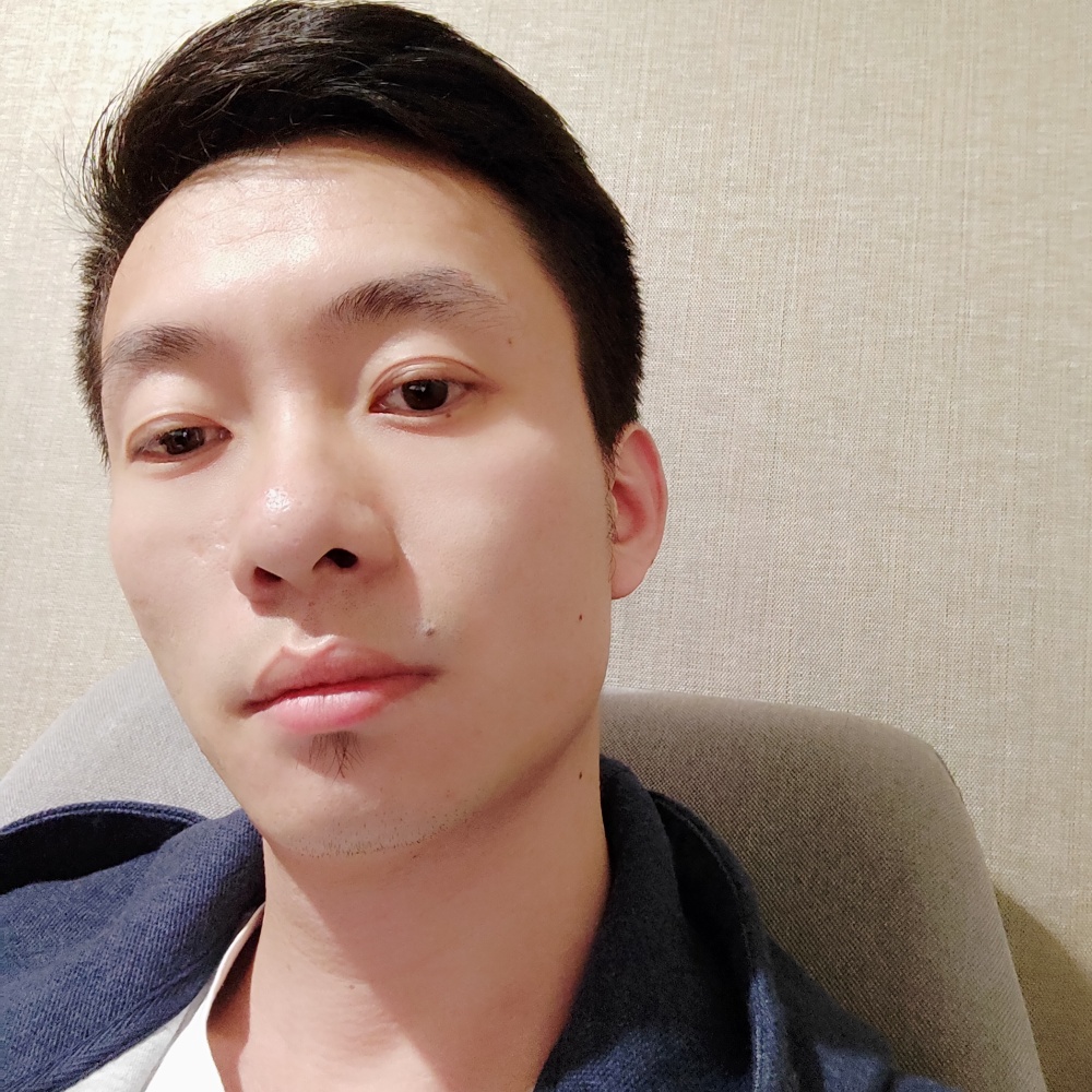 干净向情动的照片