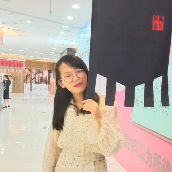 竺丽莎的照片